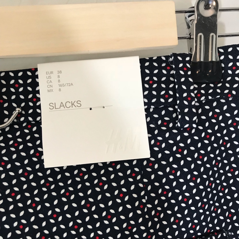 H&M Patterned Slacks - Picture 5 of 8